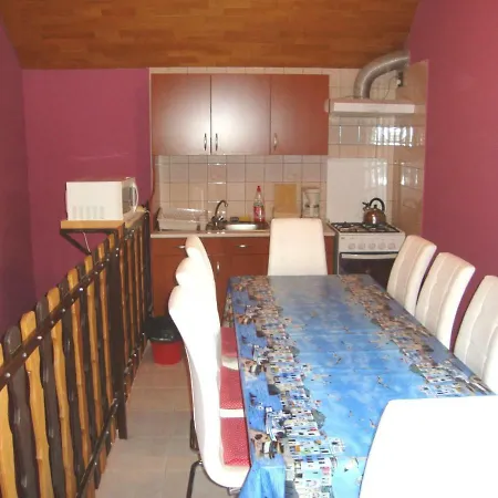 Gyongyvirag Vendeghaz * Balatonboglár