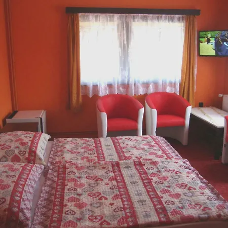 Gyöngyvirág Vendégház *