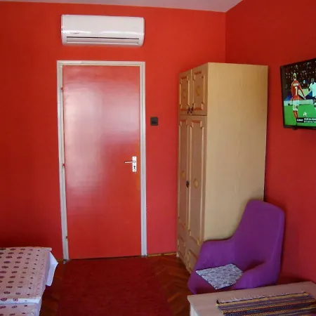 Gyöngyvirág Vendégház *