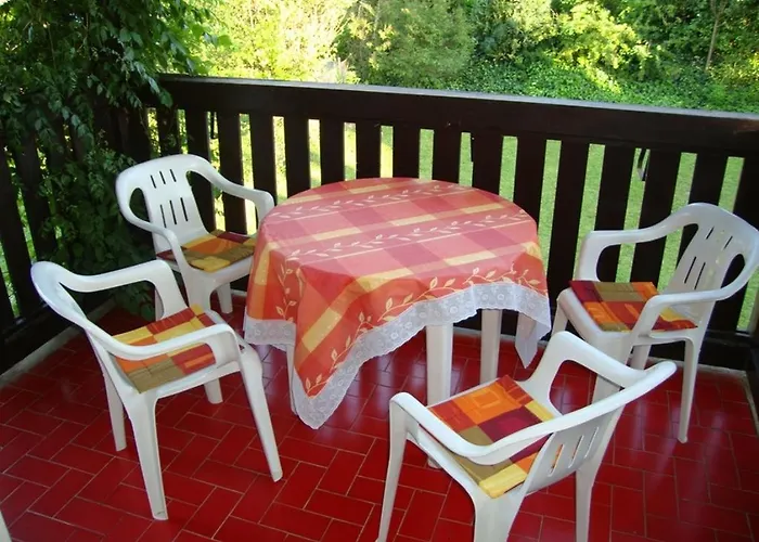 Gyongyvirag Vendeghaz * Balatonboglár