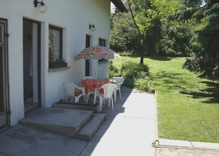 דירה Gyongyvirag Vendeghaz