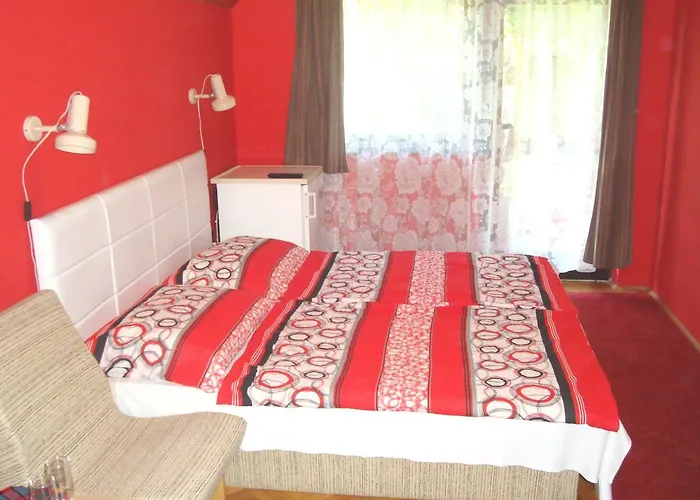 Gyongyvirag Vendeghaz * Balatonboglár