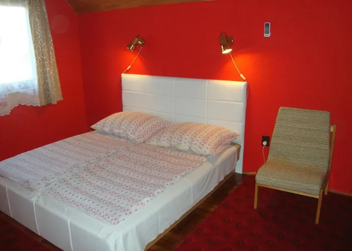 דירה Gyongyvirag Vendeghaz