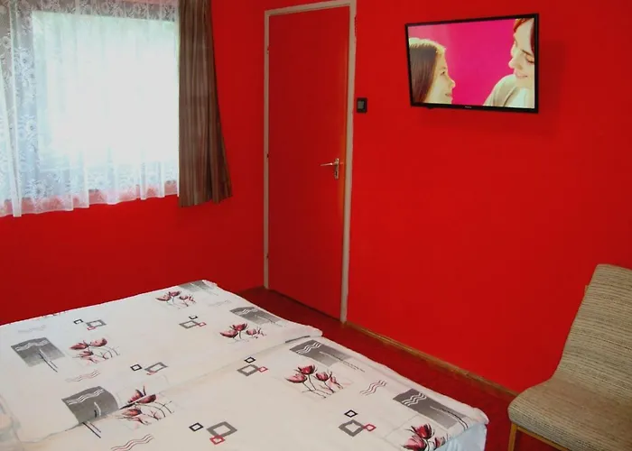 Gyongyvirag Vendeghaz * Balatonboglár